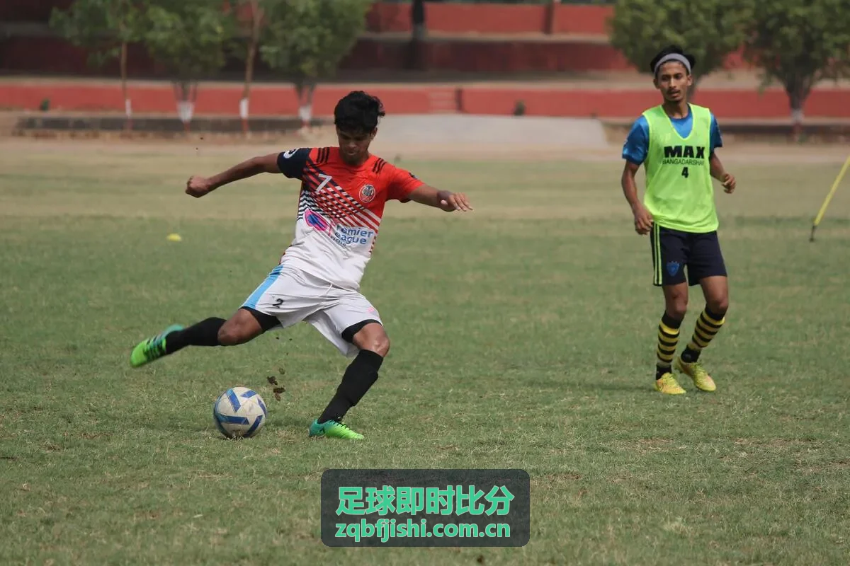 足球即时比分赛事回顾尤文那不勒斯
